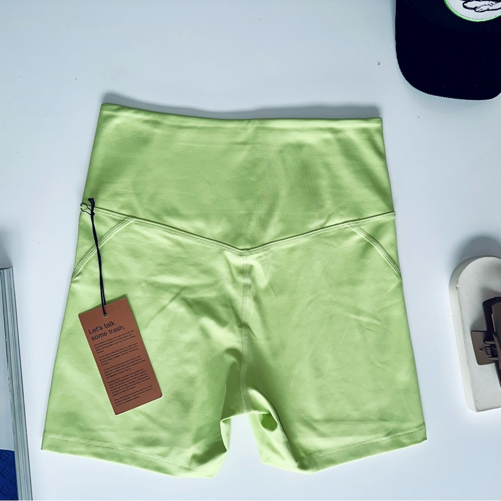 GIRLFRIEND COLLECTIVE High Rise Running Shorts - Picture 3 of 4